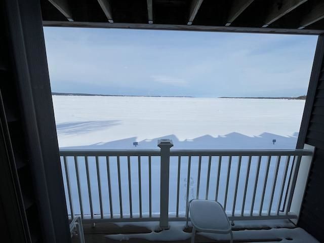 2305 US-131 N, East Bay Twp, MI 49684