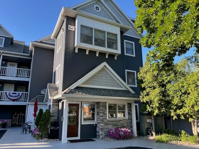 2305 US-131 N, East Bay Twp, MI 49684