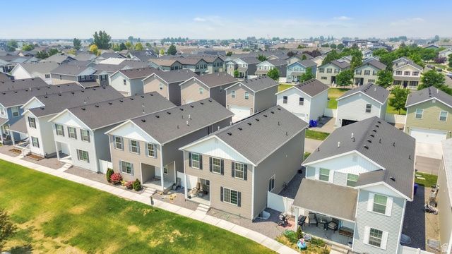 4326 E ANGIE'S ALY, Eagle Mountain, UT 84005