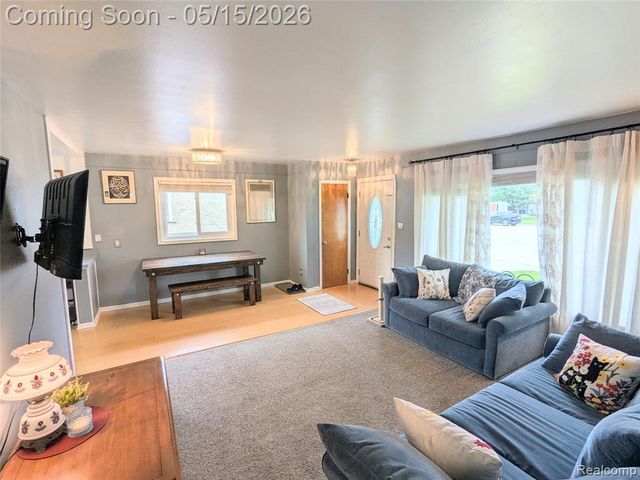14940 Pennsylvania Road, Southgate, MI 48195