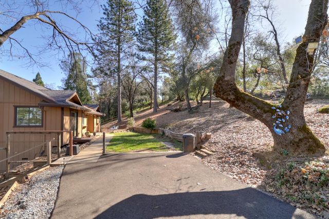 6719 Slug Gulch Rd, Somerset, CA 95684