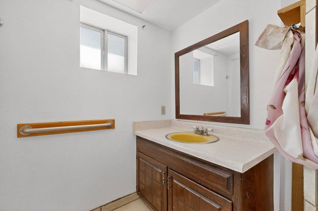 1302 Amarante Road, Santa Fe, NM 87507
