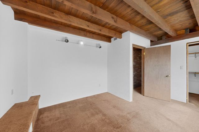 1302 Amarante Road, Santa Fe, NM 87507