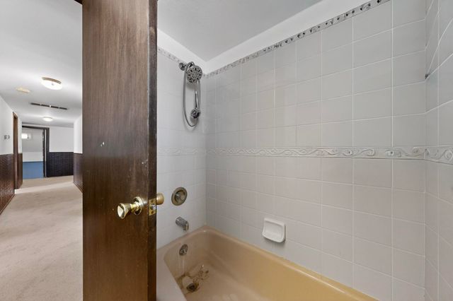 1302 Amarante Road, Santa Fe, NM 87507