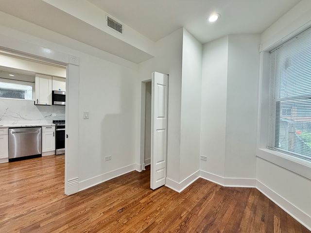 3316 W Flournoy Street 1, Chicago, IL 60624