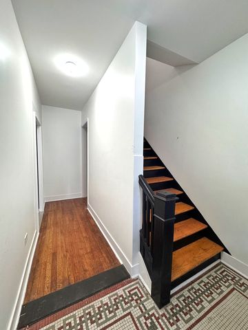 3316 W Flournoy Street 1, Chicago, IL 60624