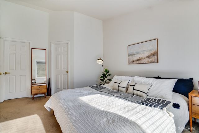 33 Lakewood Oaks Drive SW, Lakewood, WA 98499