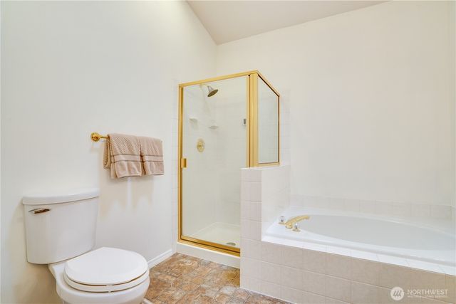 33 Lakewood Oaks Drive SW, Lakewood, WA 98499