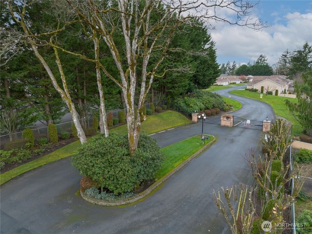 33 Lakewood Oaks Drive SW, Lakewood, WA 98499