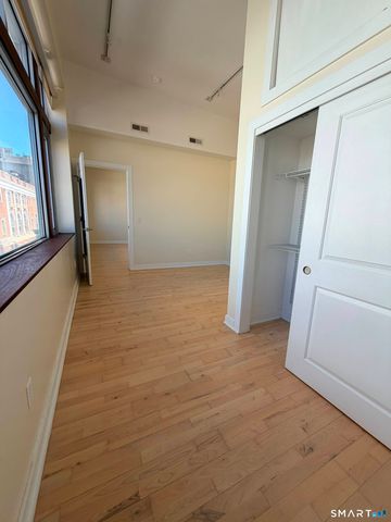 804 Chapel Street 302, New Haven, CT 06510