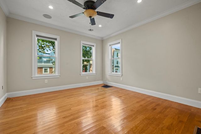 519 E 5th Street, Boston, MA 02127