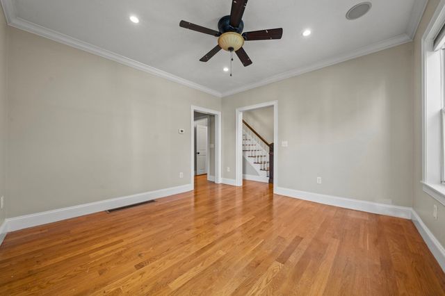 519 E 5th Street, Boston, MA 02127