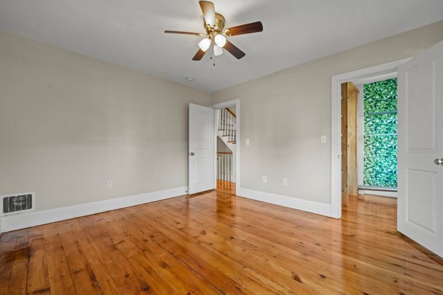519 E 5th Street, Boston, MA 02127