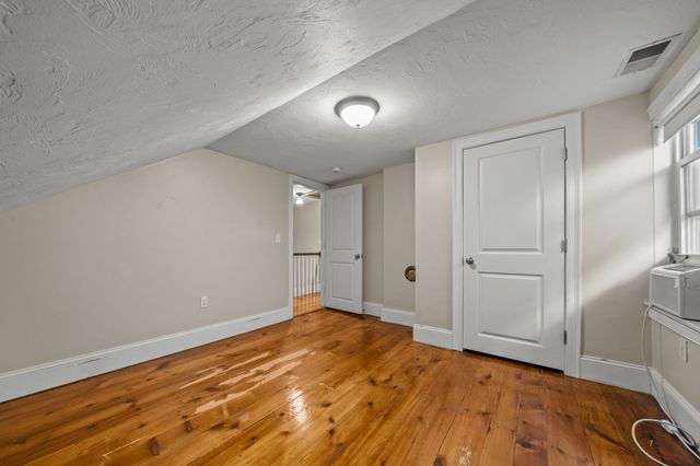 519 E 5th Street, Boston, MA 02127