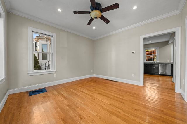 519 E 5th Street, Boston, MA 02127
