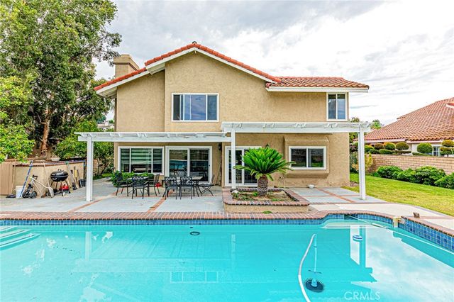 825 BRIDGEWATER Lane, Walnut, CA 91789