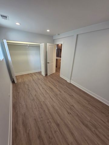 2741 W Belmont Avenue GARDEN, Chicago, IL 60618