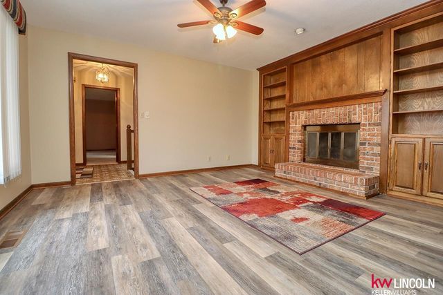 5401 S 73 Street, Lincoln, NE 68516