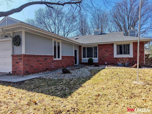 5401 S 73 Street, Lincoln, NE 68516