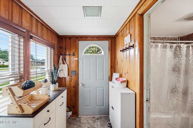 4618 Douglas Road, Toledo, OH 43613