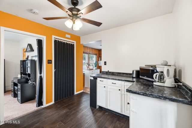4618 Douglas Road, Toledo, OH 43613