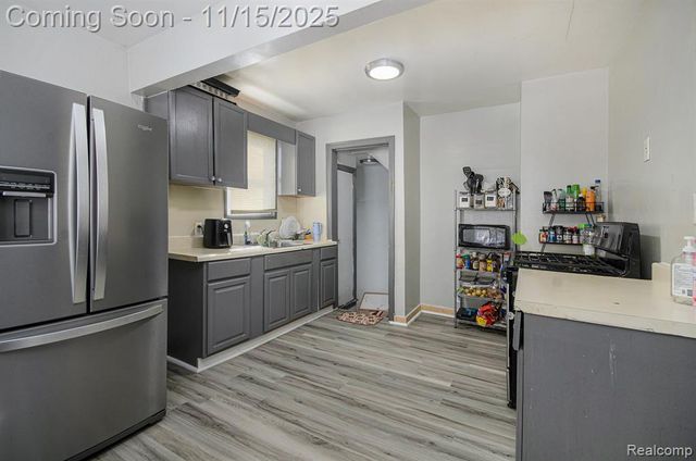 19418 Kingsville Street, Detroit, MI 48225