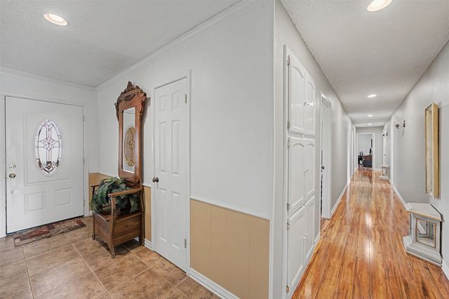 8240 Kramer Street, Lillian, TX 76061