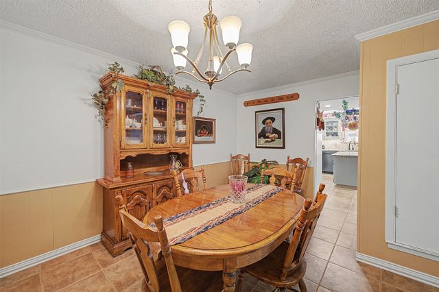 8240 Kramer Street, Lillian, TX 76061