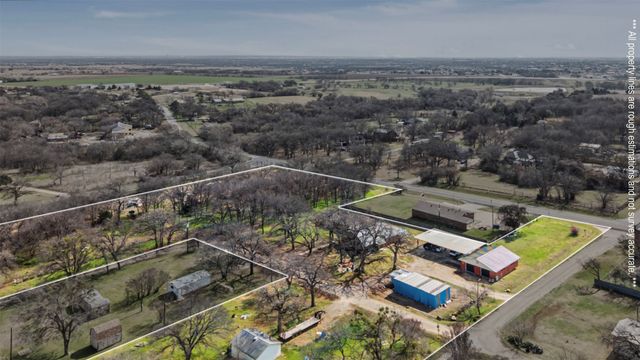 8240 Kramer Street, Lillian, TX 76061