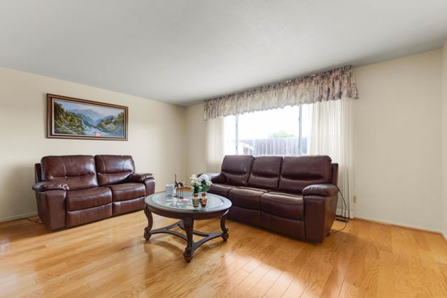 1201 San Angelo Drive, Salinas, CA 93901