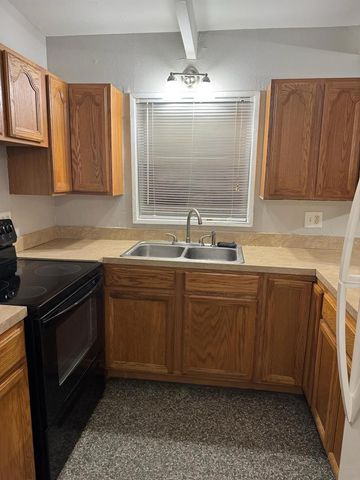 1721 DARLINGTON DRIVE, Tampa, FL 33619