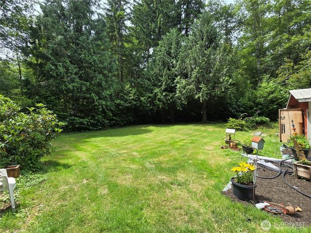 56 W Totem Drive, Elma, WA 98541