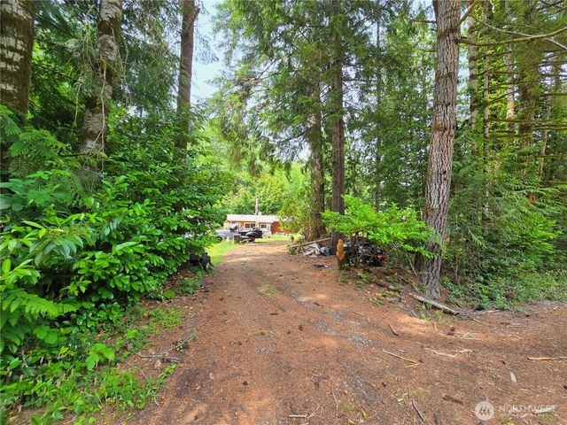 56 W Totem Drive, Elma, WA 98541