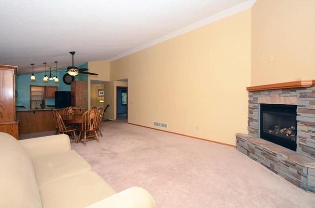 5740 Willow Trail, Shoreview, MN 55126