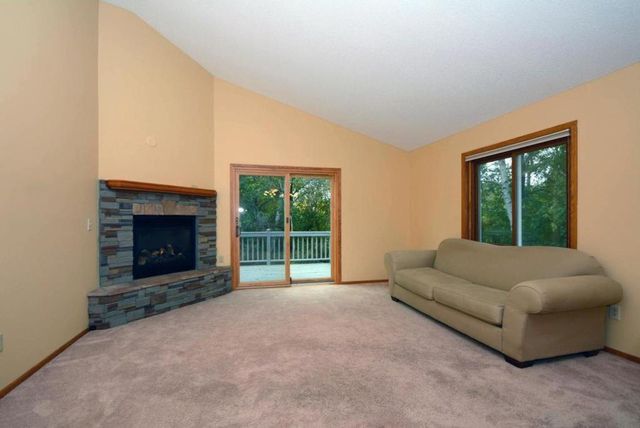 5740 Willow Trail, Shoreview, MN 55126