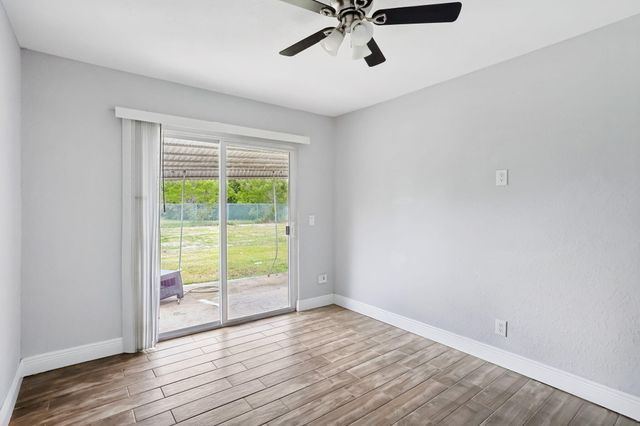 2227 NE 3rd Avenue 1, Delray Beach, FL 33444