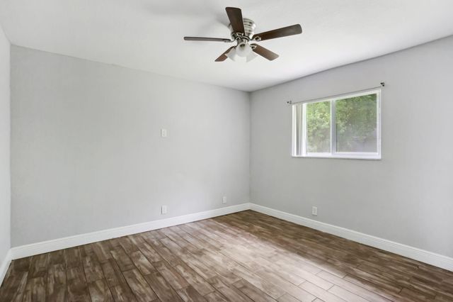 2227 NE 3rd Avenue 1, Delray Beach, FL 33444