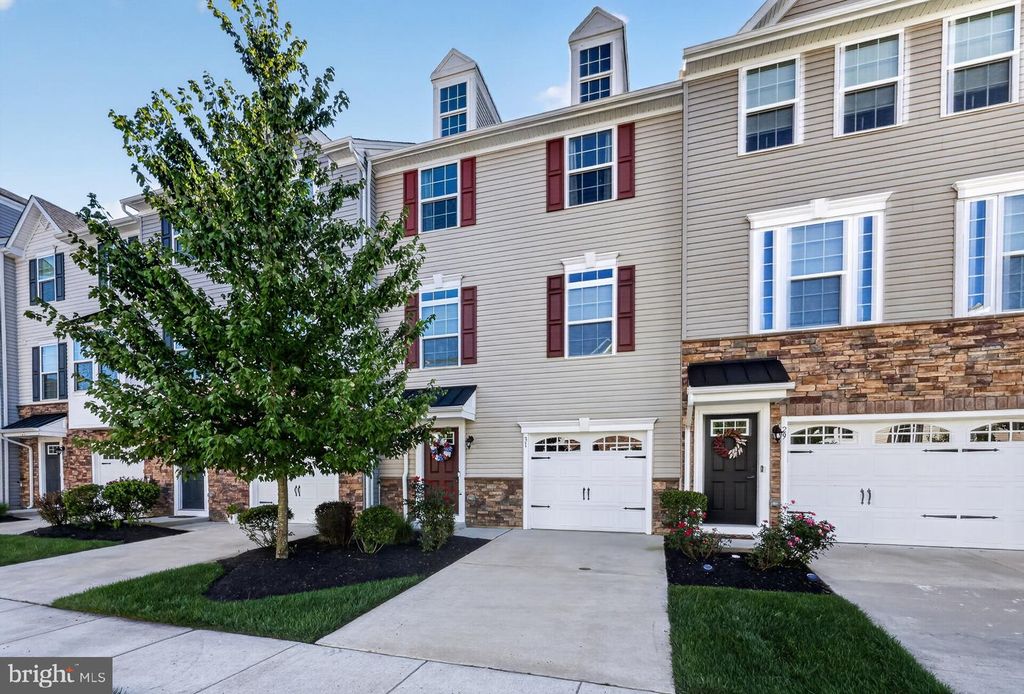 31 PEACOCK CIR, SEWELL, NJ 08080 — photo 2