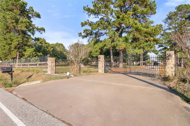 26325 Bauer Hockley Road, Hockley, TX 77447