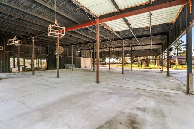 26325 Bauer Hockley Road, Hockley, TX 77447