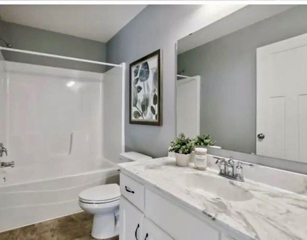 5029 Oak Street, Maple Plain, MN 55359