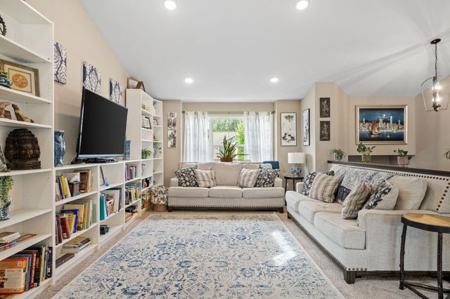 5029 Oak Street, Maple Plain, MN 55359