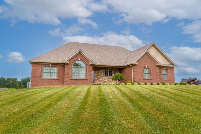 1053 English Garden, Lawrenceburg, KY 40342
