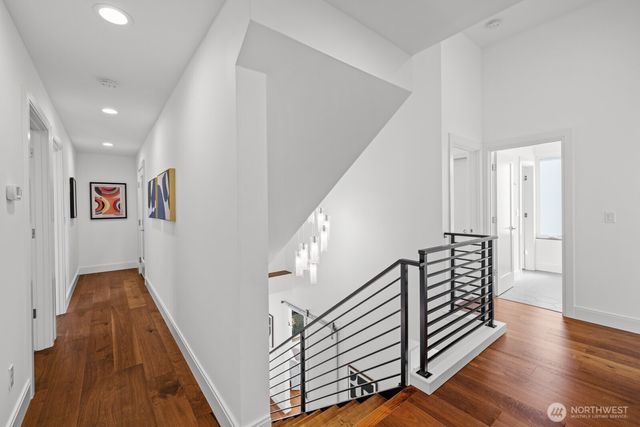 3451 12th Avenue W, Seattle, WA 98119