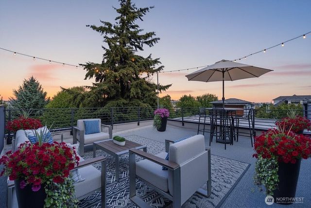 3451 12th Avenue W, Seattle, WA 98119