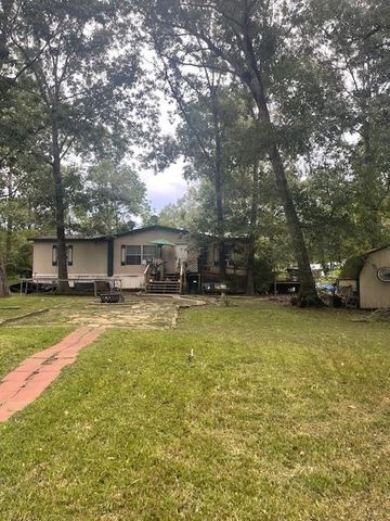 320 Oak Tree Drive, Point Blank, TX 77364