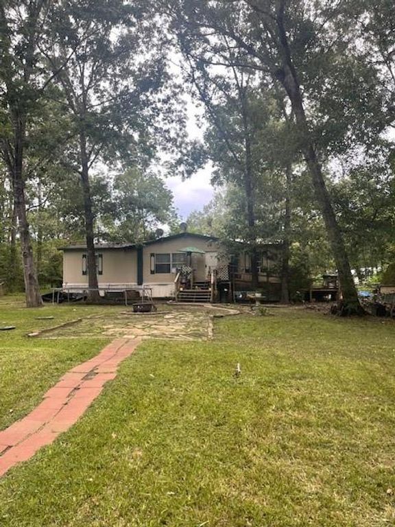 320 Oak Tree Drive, Point Blank, TX 77364
