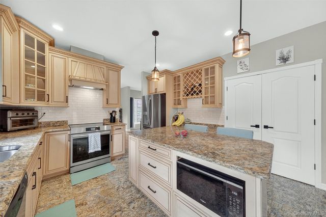 1 Summer Drive, Newburgh, NY 12550