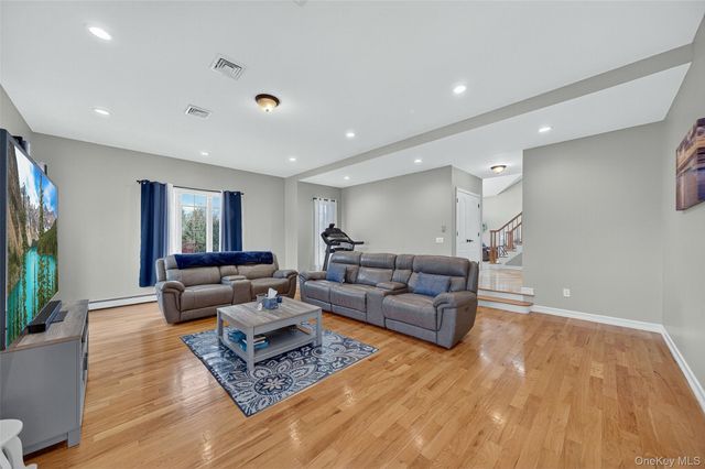 1 Summer Drive, Newburgh, NY 12550