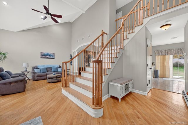 1 Summer Drive, Newburgh, NY 12550